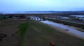 Büyükçekmece gölünde su azalıyor