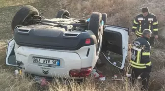 Erzurum'da devrilen araçtaki 1'i ağır 5 kişi yaralandı