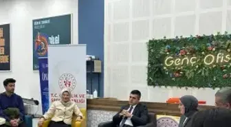 Kırşehir'de üniversite öğrencilerine kaymakamlık mesleğini anlatıldı