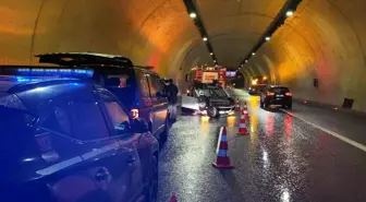 Sağanak yağış kazayı beraberinde getirdi: Tünel'de takla attı