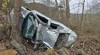 Samsun'da devrilen otomobildeki 1 kişi öldü, 1 kişi yaralandı