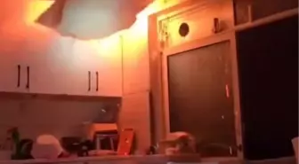 Yangına müdahale ederken çöken tavanın altında kalmaktan son anda kurtuldular