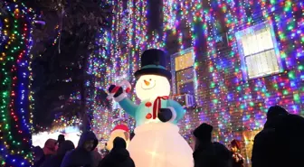 Albüm: New York'ta Evler ve Sokaklar Noel ve Yeni Yıl Işıklarıyla Süslendi