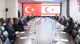 Bakan Tekin, KKTC Milli Eğitim Bakanı Çavuşoğlu ile bir araya geldi Açıklaması