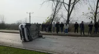 Bursa'da iki hafif ticari aracın çarpışması sonucu 7 kişi yaralandı