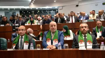 Cezayir'de Fransız sömürgeciliğini suç ilan eden yasa tasarısı oybirliği ile kabul edildi