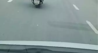 Esenyurt'ta akan trafikte hayrete görüntü