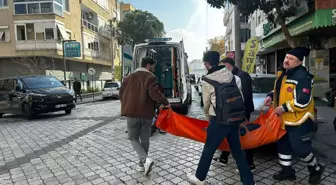 Evinde düşüp, mahsur kalan felçli hasta, balkondan eve girilerek kurtarıldı