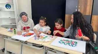 Gamze öğretmen, özel gereksinimli öğrencilerin hayatına dokunuyor