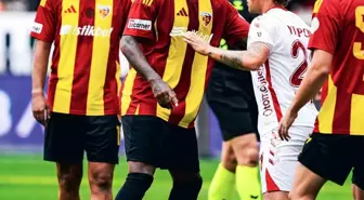 Kayserispor'a 17 maçta 42 sarı kart ve 2 kırmızı kart çıktı