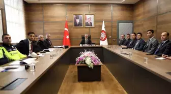 Niğde'de yeni yıl için güvenlik tedbirleri toplantıda değerlendirildi