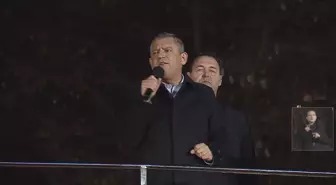 Özgür Özel Kağıthane'de konuştu