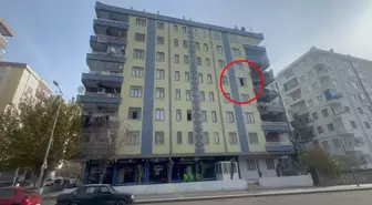 3 aylık bebeğini 4'üncü kattan attı