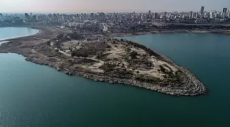 Adana'da adadaki kaçak yapılar yıkıldı; bölgenin son hali havadan görüntülendi