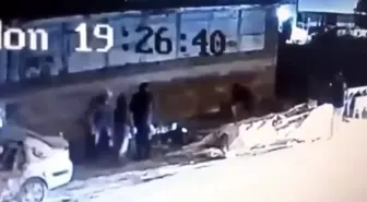 Demirtaş'ta başıboş köpek dehşetİ 3 kişi yaralandı