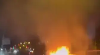 Eyüpsultan'da otomobil alev alev yandı