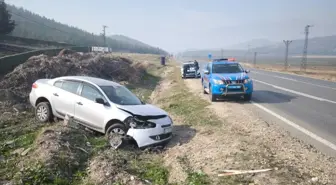 Gaziantep'te otomobil, şarampole devrildi; 4 yaralı