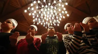 Gaziantep ve çevre illerde Regaip Kandili idrak edildi