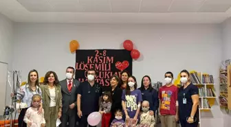 Hastanede tedavi gören çocuklara üniversitelilerden 'moral' desteği