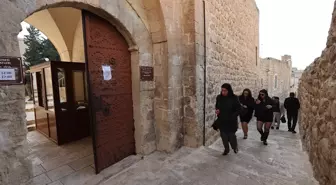 Mardin'de tarihi Kırklar Kilisesi'nde Noel ayini düzenlendi