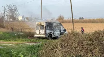 Mersin'de minibüs yangını