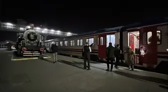Turistik Doğu Ekspresi yeni sezonda Kars'tan ilk seferine çıktı
