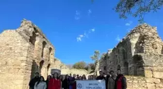 Üniversite öğrencilerine kültür gezisi