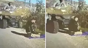 Yol kenarında namaz kılan Filistinliye aracıyla çarptı