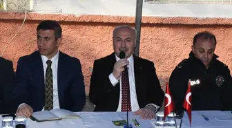 Adana Valisi Yavuz Selim Köşger, Yüreğir ilçesinde vatandaşlarla görüştü