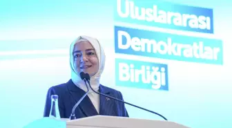Fatma Betül Sayan Kaya: 'Dünyada yükselen İslam karşıtlığı ve nefret dili var'