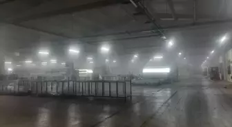 Bilecik'te fabrikada çıkan yangında dumandan etkilenen 3 işçi hastaneye kaldırıldı