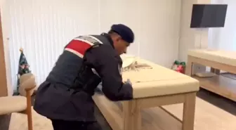 Masaj salonuna fuhuş operasyonu