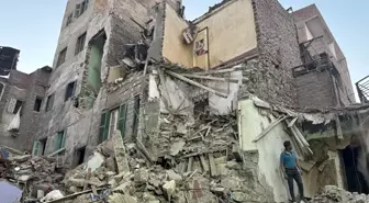 Mısır'da 5 Katlı Bina Çöktü: 8 Ölü