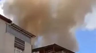 Ankara'da binanın çatısı alev alev yandı