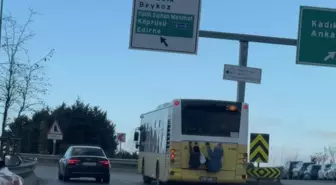 Beykoz'da otobüsün arkasında tehlikeli yolculuk