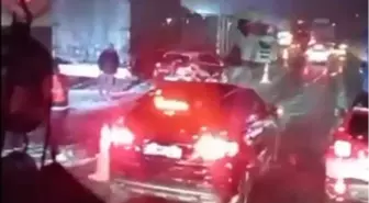 Bolu Dağı Tüneli çıkışında 6 aracın karıştığı zincirleme kaza kamerada