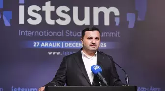 Dijital dönüşümün konuşulacağı 'Uluslararası Öğrencilik Zirvesi' İstanbul'da başladı