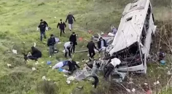 Esenyurt'ta otobüs şarampole yuvarlandı; ölü ve yaralılar var -2 / Ek görüntüyle