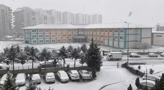 Kayseri ve Yozgat'ta kar yağışı etkili oldu