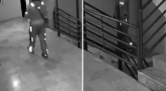 Kurye sipariş getirdiği binaya tuvaletini yaptı