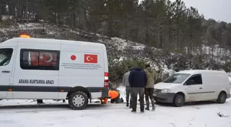 Manisa'da dağda mahsur kalan 3 avcı kurtarıldı