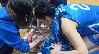 Mersin'de kadınlar basketbol maçında oyuncular arasında kavga çıktı! Bir sporcu hastaneye kaldırıldı