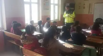 Van'da öğrencilere trafik eğitimi verildi