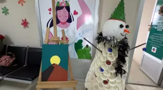 Yüksekova'da Toplum ve Ruh Sağlığı Merkezinde hastaların ürünleri sergilendi