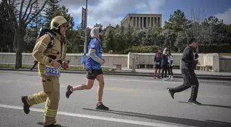 Ankara'da 90. Büyük Atatürk Koşusu yapıldı
