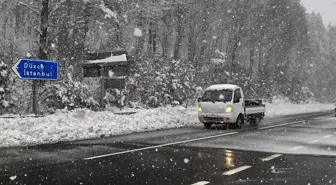 Bolu Dağı geçişinde yoğun kar yağışı