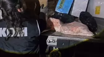 Şanlıurfa'da 43 bin paket kaçak sigara ele geçirildi