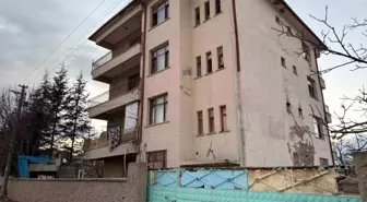 Silahla ateş edip yangın çıkardı