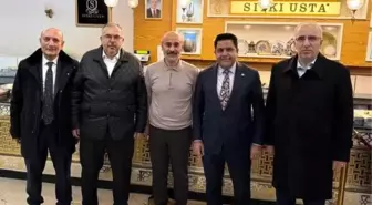 Siyasilerin uğrak noktası Sıtkı Usta