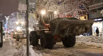 Van'da 569 yerleşim yeri ulaşıma kapandı, okullar tatil edildi